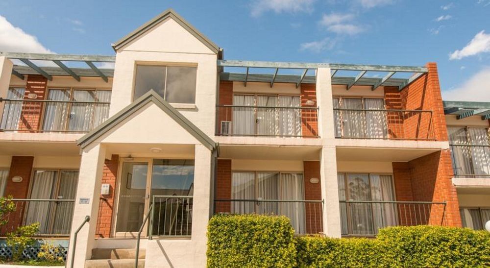 Quest Tamworth Aparthotel Exterior foto