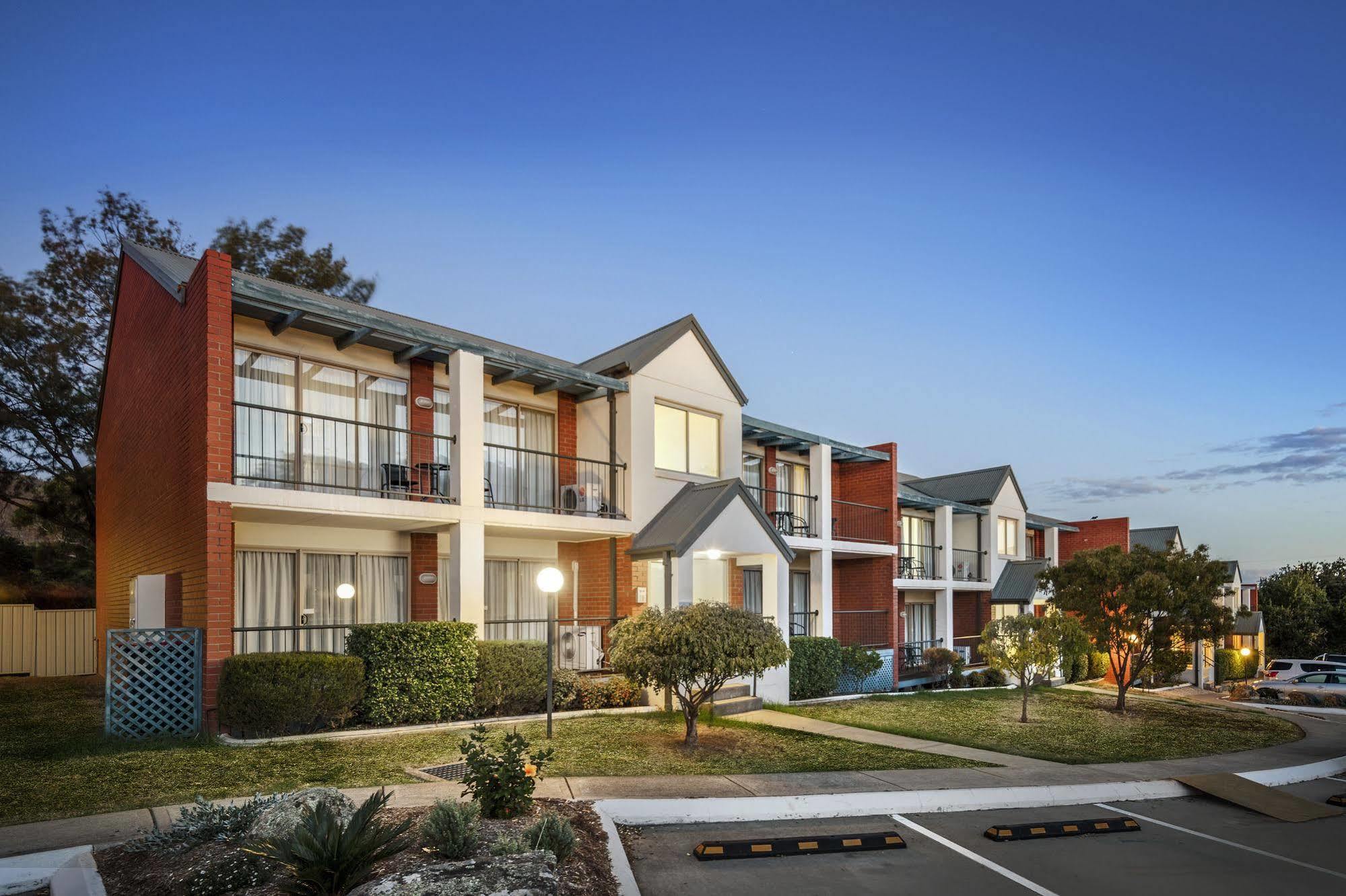 Quest Tamworth Aparthotel Exterior foto